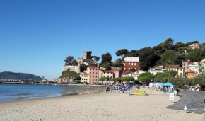 Mansard apart Alba - Sea 5 Terre-trekking-excursions-relax San Terenzo